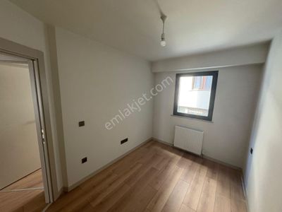 Beşiktaş Türkali Mahallesi Uzuncaova Cadde Üzeri Kiralık Daire