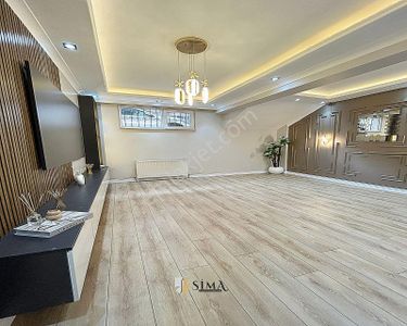 Geniş Ailelere Uygun 3+1 120m2 Full Dekorlu Bahçe Kullanımlı Satılık Daire