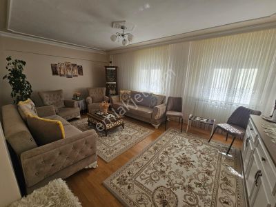 *genç Grup* Ömerağa Mh Hatboyu Yakını Balkonlu Geniş Bakımlı 2+1