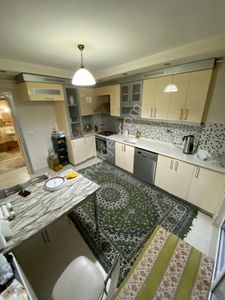 Kaan Emlaktan Feslikan Mahallesinde 3+1 10 Yıllık Satılık Daire