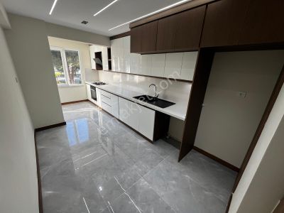 Yiğit'ten Altınkumda Ön Cephe Ara Kat 2+1 Modern Ve Şık Daire