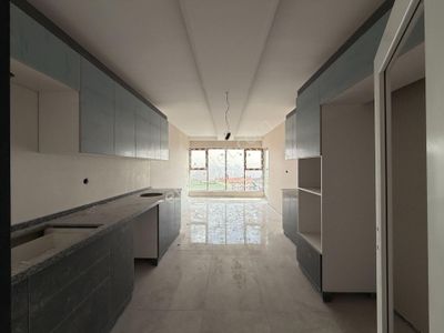 Pursaklar Mehmet Zengin Emlak'tan Hastane Yakını Çift Banyolu 7.kat 4+1 Sitede Daire