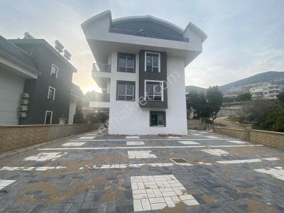 Alanya Sugözü'nde Sıfır, Deniz Manzaralı 2+1 Dubleks Fırsatı!