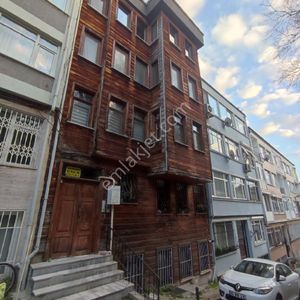 Beşiktaş Çırağanda 2+1 Kiralık Daire