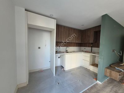 Zerdalilik'te Sıfır Binada Ara Katta 2+1