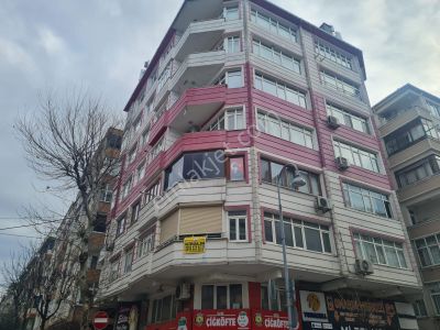 Metro Metrobüs Yakını 3+1 Satılık 1.kat Asansörlü Boş Daire