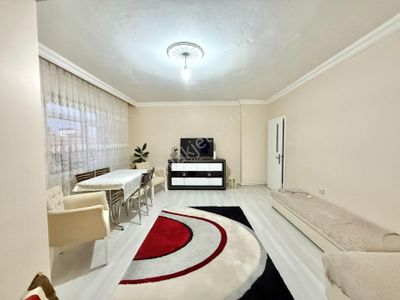 Kalecik Emlak'tan Yeni Ülker İlkokulu Yakını Katta 3+1 Fırsat Daire