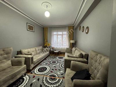 Basınevleri Selçuklu Caddesi Pareleli Gülgün Sokak’da 3+1 - Bağımsız Salon