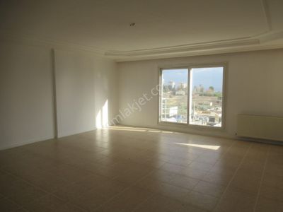 Üstünkent'ten Viranşehir'de Site İçi 3+1 Satılık Geniş Daire