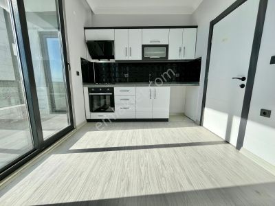 Gümüşden Altınkumda Ara Kat Ön Cephe Ayrı Mutfak Sıfır 2+1 Daire