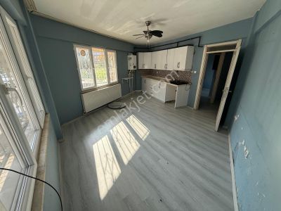 Pak Yapı'dan Satılık 2+1 Hem Ev Hem Dükkan Edremit Cumhuriyet Mah.