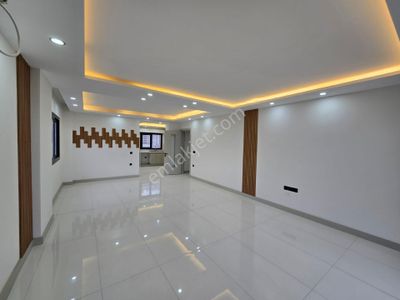 Değirmendere De Full Deniz Manzaralı Doğalgazlı Havuzlu Güvenlikli Elit Sitede 4+1 200dubleks Daire