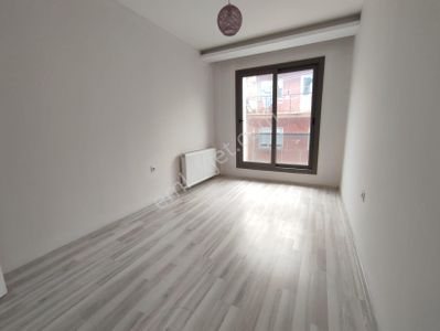 Varsakta Geniş Satılık 2+1