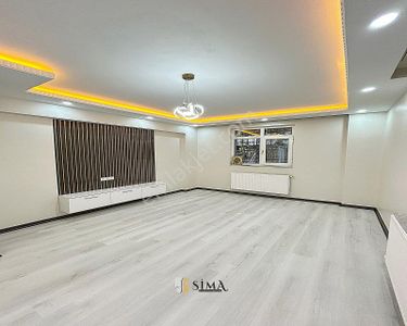 İnönü Mahallesinde Geniş Ailelere Uygun 3+1 Satılık Daire