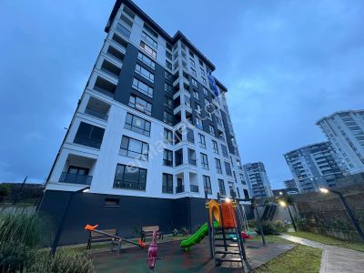 Karşıyaka Mahallesinde Modern, Deniz Manzaralı 3+1 Daire