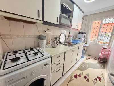 Karataş Tramvay Yakını 2+1 80 M2 Yüksek Giriş Çift Cephe Daire