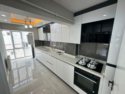 Yılmaz Gayrimenkulden Ultra Lüks Ful Yapılı Kacırılmayacak 3+1 Fırsat Dairesi