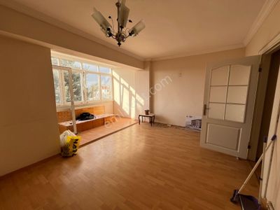 Büyükçekmece Atatürk Mah İçi Yapılı Temiz Merkezi Satılık 2+1 Daire