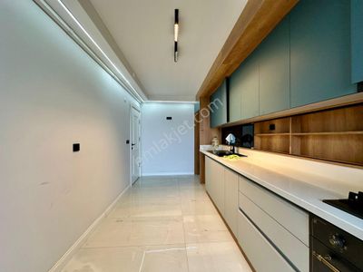 ꧁tek Yetkili Ay Emlaktan꧂kadıköy'de Kazdağı Manzaralı Arakat Ön Cephe Satılık 2+1 Lüks Daire