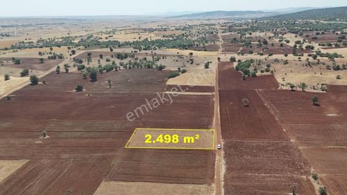 Konya / Akören / Tülce Mahallesinde 2.498 M² Müstakil Tapulu Tarla