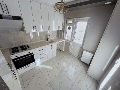 Adres'ten_plevnede_yeşilova_yakını_ön_cephe_full+full_yapılı_3+1