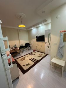 Yenibosna Merkez Camiye Yakın Bekara Kiralık 50 M2 1+1eşyalı Daire