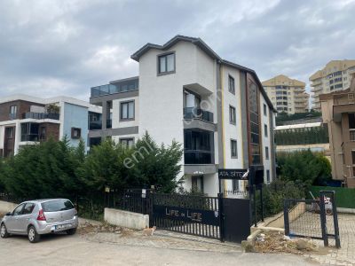 Mudanya Halitpaşa'da Site İçerisinde Satılık 4+1 Dubleks Sıfır Daire