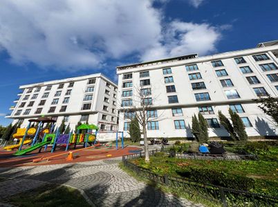 Vira Yapı'dan Metrobüse Yakın Ön Cephe Çift Teraslı Geniş Daire!