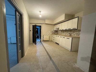 Dedeman'ın Karşı Sokağında Site İçinde 2+1 Zemin Kat Ful Bakımlı