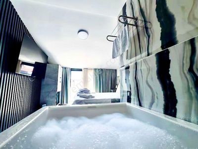 Gaziosmanpaşa Yenidoğan Da Ultra Lüx Suit Daireler