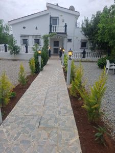 Didim / Yeşiltepede 700 M2 Arsa İçinde Full Eşyalı Satılık Fırsat Villa