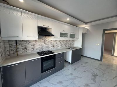 **eryıldız İnşaat'tan**tepe Bölgesinde İskanlı Büyük Teraslı Kapalı Otoparklı Lüks 2+1