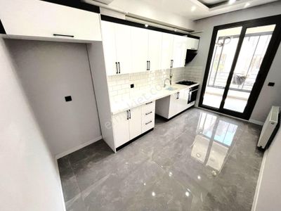 𝄞melodi'den Akçay Merkez'de Ön Cephe Ebeveyn Banyolu Ayrı Mutfaklı Deluxe 2+1 Daire