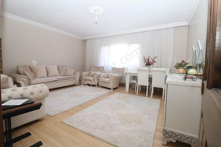 Elvan Mah Acil Satılık 3+1 Arakat Ön Cephe Daire