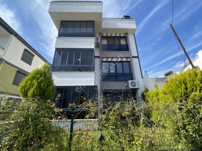 ▄▀jet Emlaktan Akçay'da Ön Cephe Arakat Geniş Balkonlu 1+1 Daire