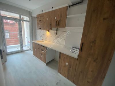 Anadolu Üni 3dk Arakat Asansörlü Geniş Fırsat 2+0 Daire Bk-10