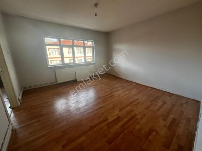 Sincan Mareşal Çakmak Mh.de 2+1 Kiralık Daire