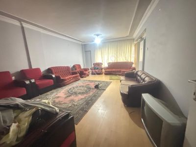 Kemalettin Mahallesinde 4+1 Ara Katta Satılık Daire Fırsatı ‼