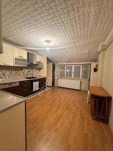 Avcılar Firizköy'de 2+1 Geniş Göl Manzaralı Aciliyetten Satılık Daire