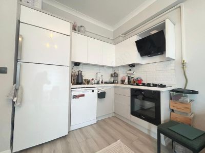 Yükselden Kadıköyde Çift Banyo Geniş Teraslı Manzaralı 2+1 Satılık Dubleks