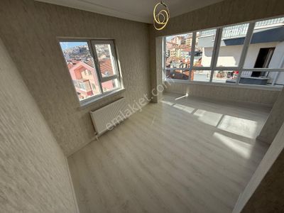 Refik Saydam Cad. Yakını Orta Kat 3+1 Manzaralı Full Yapılı