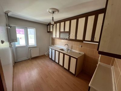 Mç Emlak'tan Atatürk Mahallesin'de 3+1 Satılık Daire