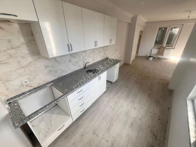 Yüksel'den Edremit'te Harika Lokasyonda Arakat Doğalgazlı Fırsat 2+1 Satılık Daire💒