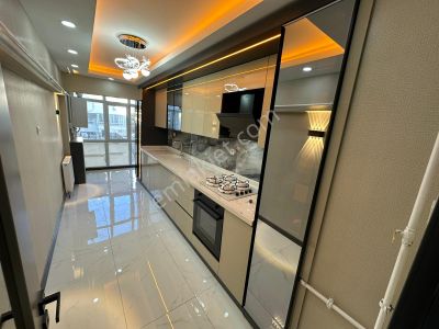 Akşemsettin Mah'de 3+1 Yüksek Giriş'te Full+full Yapılı Daire!