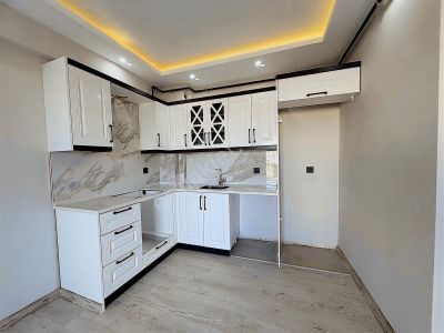 Muradiye'de Satılık 2+1 Sıfır Oturuma Hazır Daire