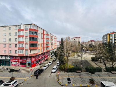 Güven'den Kapaklı'da Belediye'ye Yakın Kombili Satılık Dükkan