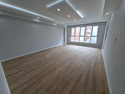 *genç Grup*huzur Mah İskanlı Asansörlü Ebeveyn Banyolu Lüx 3+1