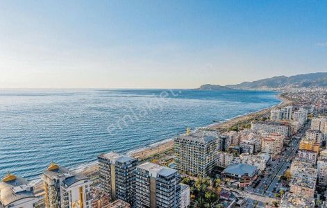 Alanya Mahmutlar’da Denize İlk Bina Lküks Sitede Lüks 1+1 Dubleks Daire