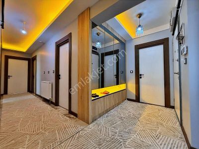 Yuvam'dan Merkezi Konumda Full+ful Yapılı Arakat Lüks 3+1 Daire