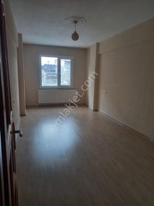 Acil Buca Yeşilbağlar Mahde 2+1 100m2 D.gazlı Ayrı Mutfak Daire